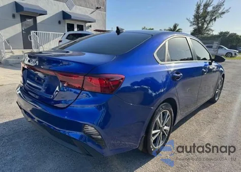 2022 Kia Forte Fe из США, поврежденный, VIN 3KPF24AD4NE464503